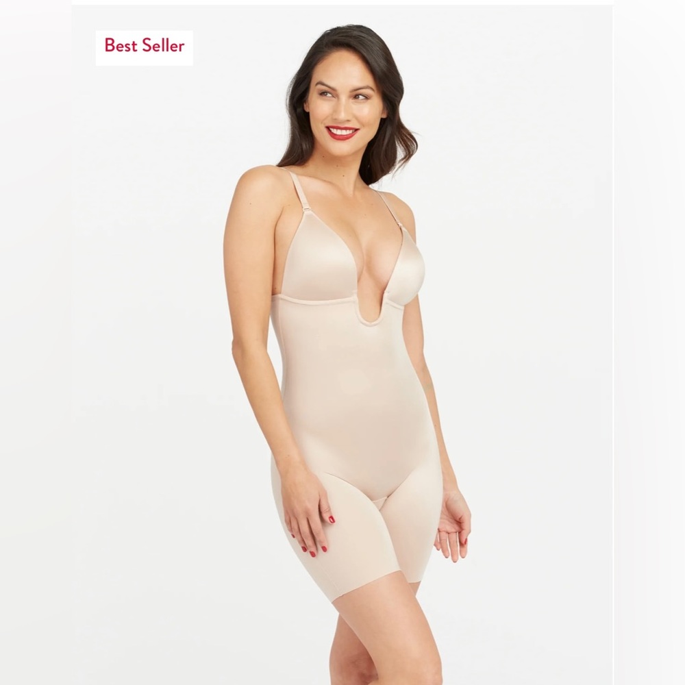 SPANX Suit Your Fancy Plunge Low-Back Mid-Thigh Bodysuit Champagne Beige…